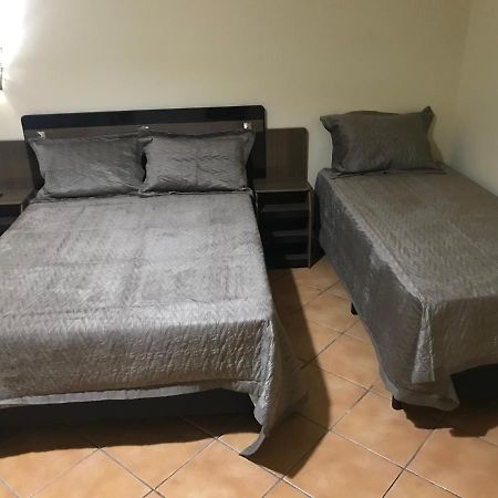 Ga2-Hospedagem Proximo Ao Aeroporto De Гуарульюс Экстерьер фото
